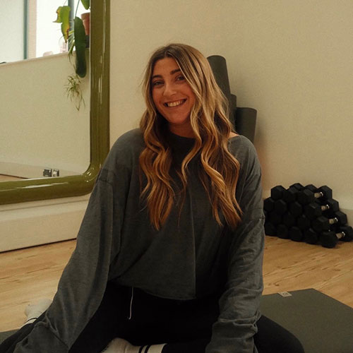 daisy-movehq-matwork-and-reformer-pilates-instructor Daisy - Movehq Matwork and Reformer Pilates Instructor